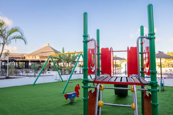 Playground HL Club Playa Blanca**** Hotel Lanzarote