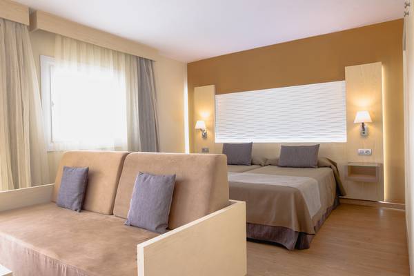 JUNIOR SUITE HL Suite Nardos**** Hotel in Gran Canaria JUNIOR SUITE HL Suite Nardos**** Hotel in Gran Canaria