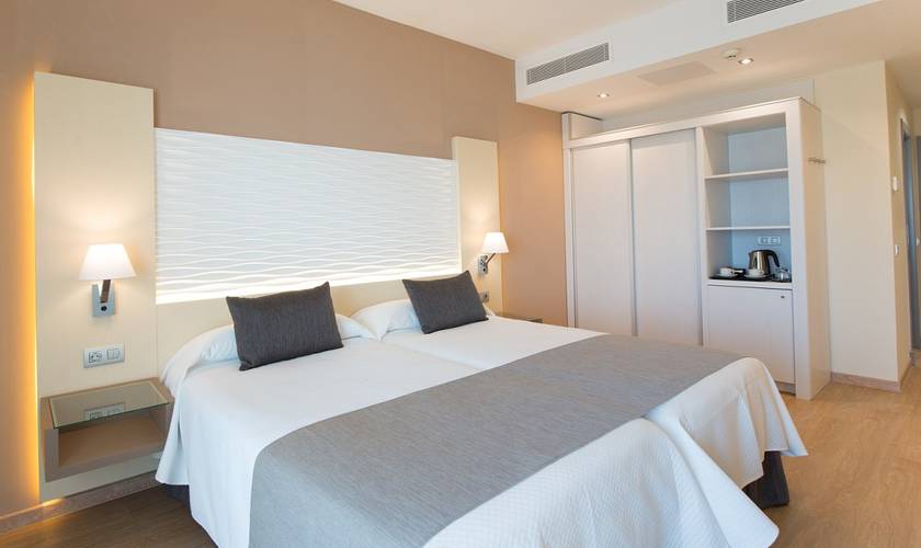 Double room suitehotel2 HL Suitehotel Playa del Ingles**** Hotel Gran Canaria