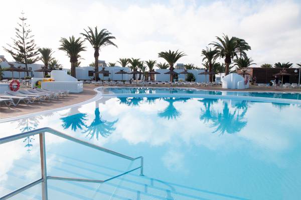 Swimming pools HL Río Playa Blanca**** Hotel Lanzarote Swimming pools HL Río Playa Blanca**** Hotel Lanzarote