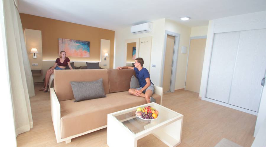 JUNIOR SUITE WITHOUT JACUZZI HL Suite Nardos**** Hotel in Gran Canaria