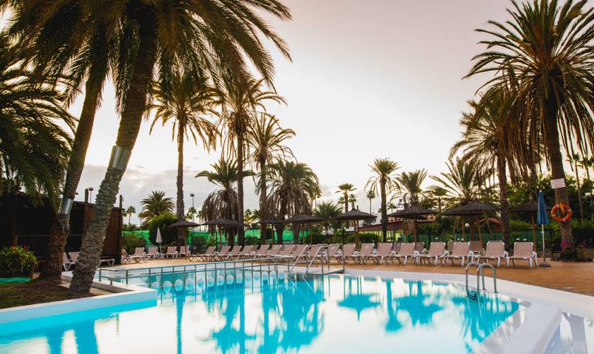 Outdoors HL Miraflor Suites**** Hotel Gran Canaria