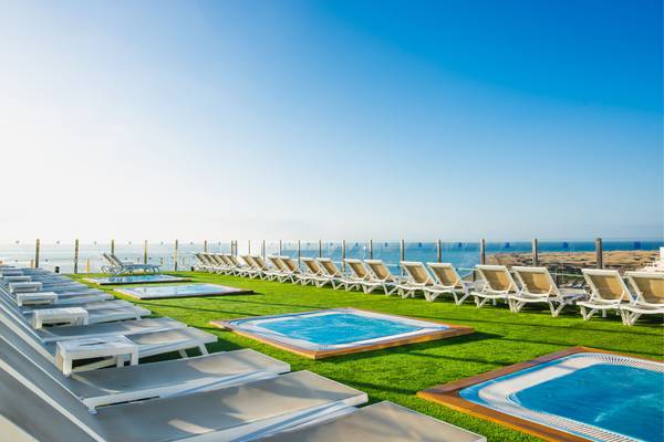Rooftop terrace HL Suitehotel Playa del Ingles**** Hotel Gran Canaria