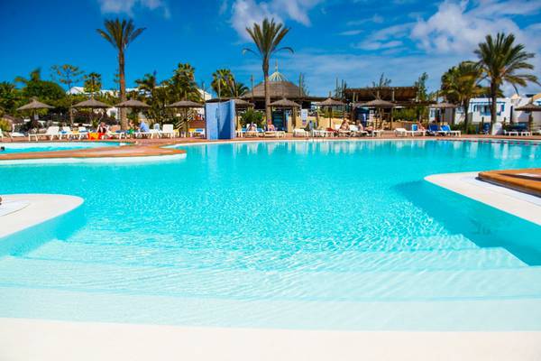 Swimming pools HL Paradise Island**** Hotel Lanzarote