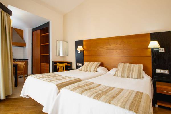 STUDIO HL Miraflor Suites**** Hotel in Gran Canaria STUDIO HL Miraflor Suites**** Hotel in Gran Canaria