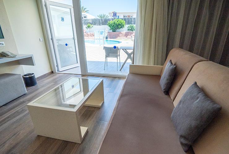 JUNIOR SUITE WITH JACUZZI Hotel HL Suite Nardos**** Gran Canaria JUNIOR SUITE WITH JACUZZI Hotel HL Suite Nardos**** Gran Canaria