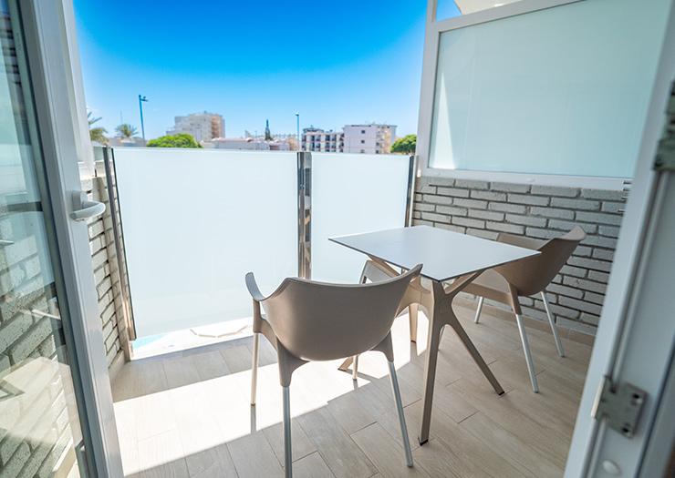 JUNIOR SUITE Hotel HL Suite Nardos**** Gran Canaria JUNIOR SUITE Hotel HL Suite Nardos**** Gran Canaria